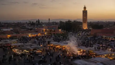 Cómo llegar a Marrakech y moverse: consejos locales para la primera visita