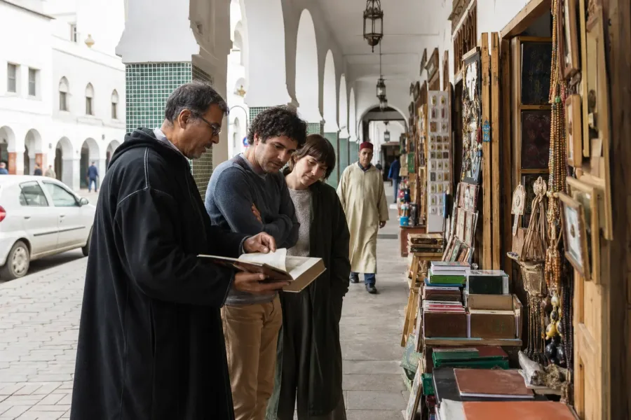 Negozi di artigianato marocchino nel quartiere Habous di Casablanca