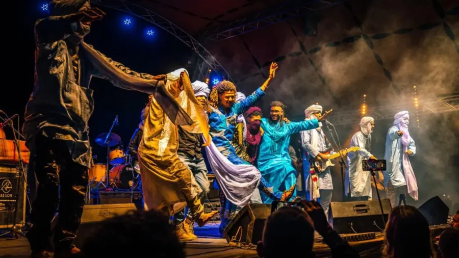 Condividere musica saharawi e tè – M'Hamid El Ghizlane